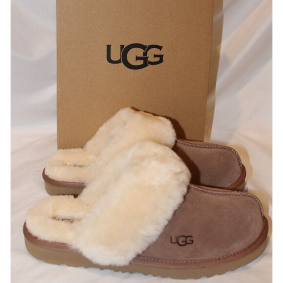 NIB UGG Suede Cozy Shearling Slippers YOUTH 6 FITS WOMENS‎ 7.5-8 BROWN - Picture 1 of 7